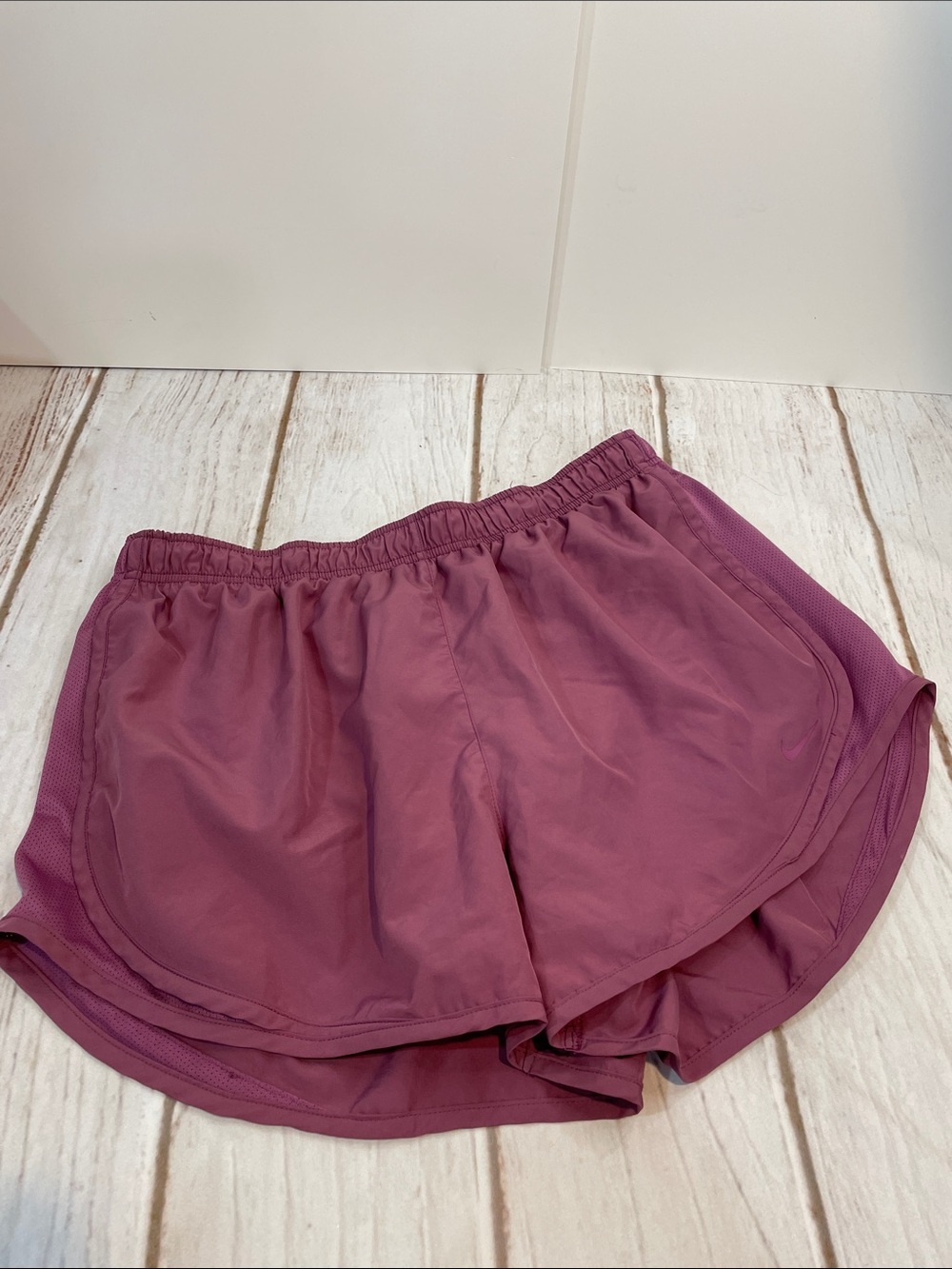 Nike DriFit XL Running Shorts Women's Mauve Pink Athletic Workout Gorpcore